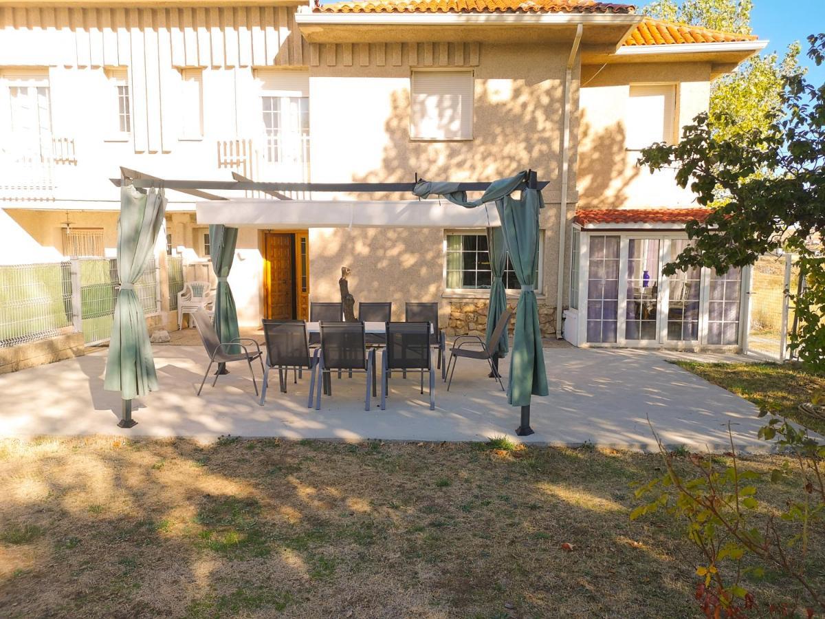Agradable Casa Con Jardin: Casasola Βίλα San Cristóbal de Segovia Εξωτερικό φωτογραφία