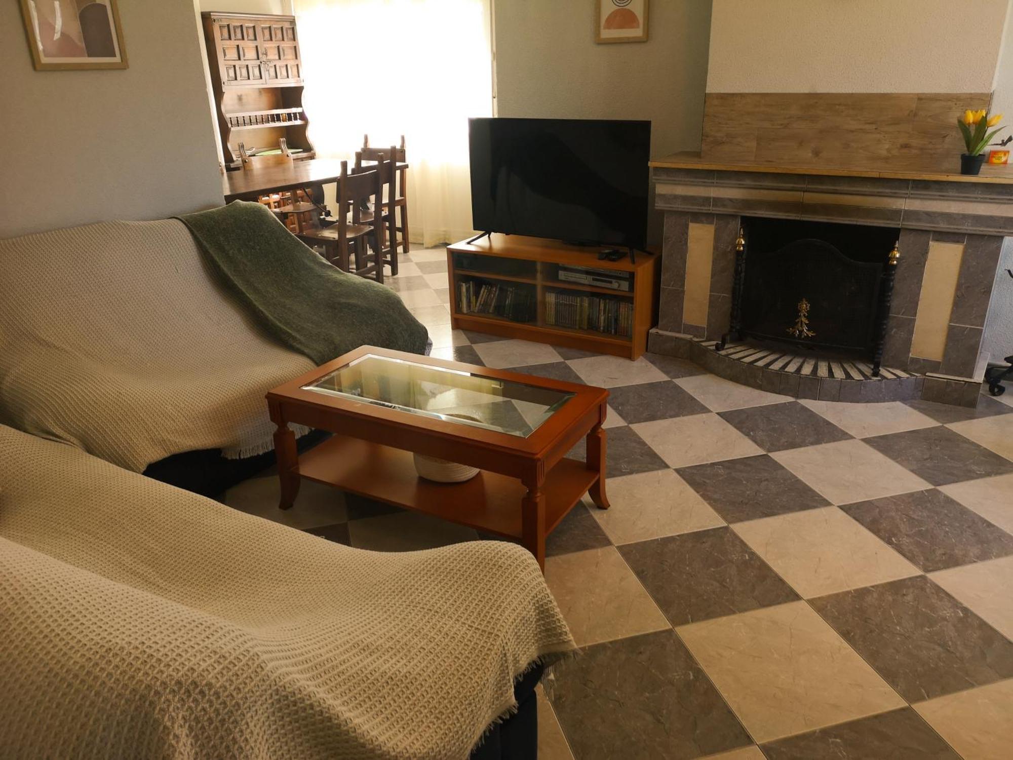 Agradable Casa Con Jardin: Casasola Βίλα San Cristóbal de Segovia Εξωτερικό φωτογραφία